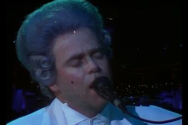 Elton John - 'Candle In The Wind'