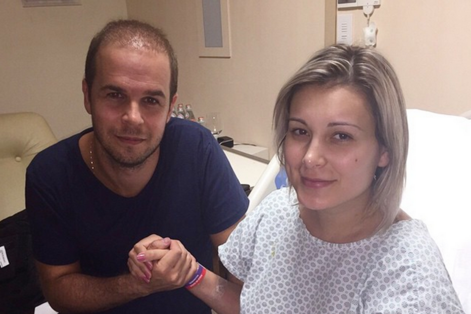 Miss Bumbum, Andressa Urach, inflamação, infecção, perna, hidrogel, hospital