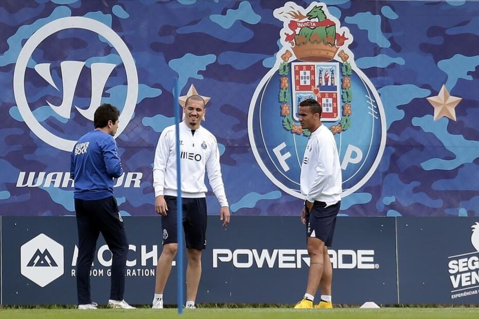 Danilo, Real Madrid, FCP, azuis e brancos, futebol
