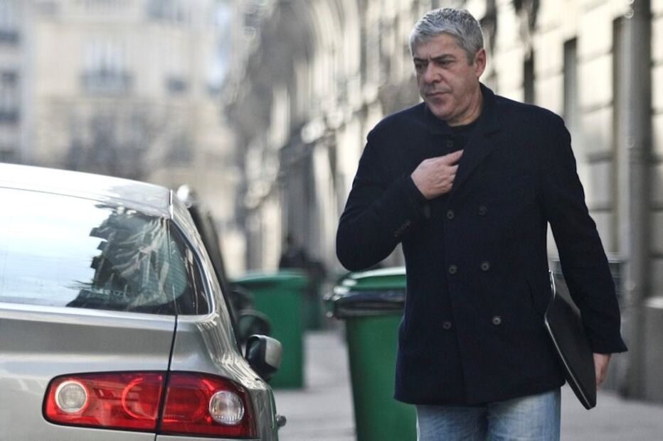 Sócrates, tentou, evitar, prisão