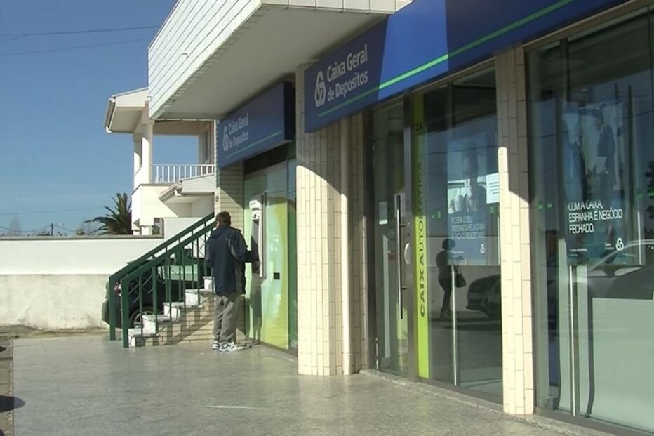 Lançam, pânico, roubo, banco