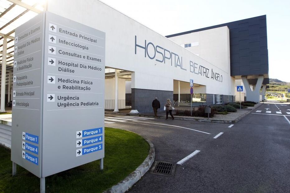 10-03-2015_23_49_58 12 esfaqueado.jpg