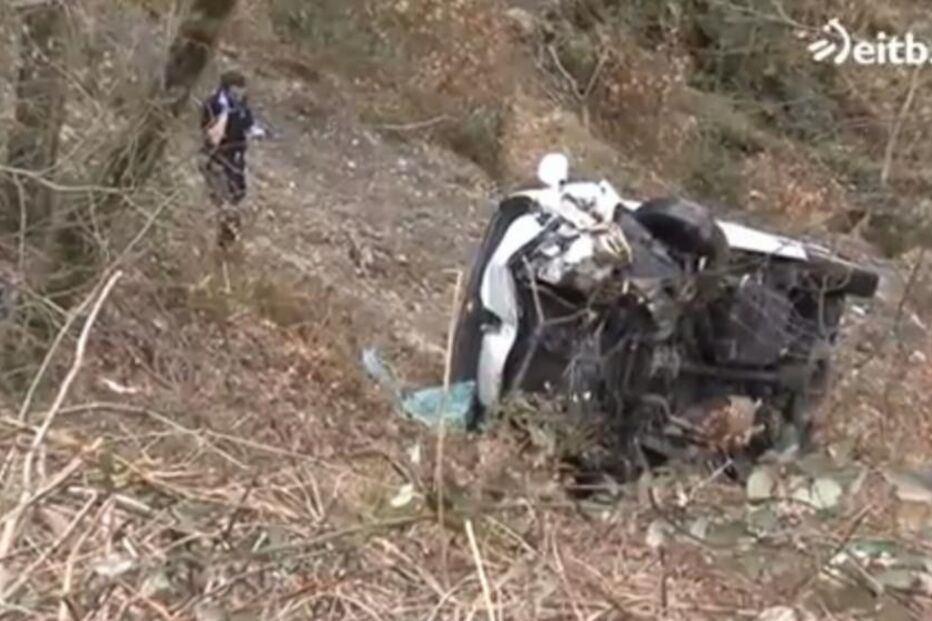 13-03-2015_01_04_57 12 acidente.jpg