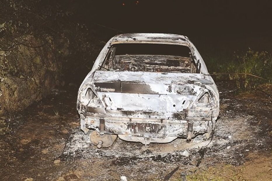 PJ, cadáver, carbonizado, carro, morte, investigação, condutor, incêndio