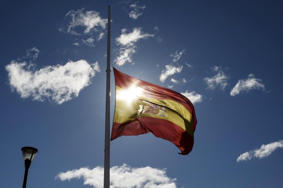 26-03-2015_13_42_11 gr14 - reuters.JPG