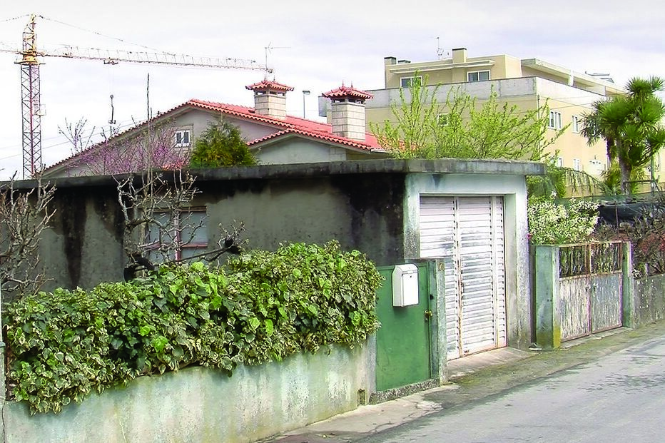 Espanca a sogra 		e a filha grávida 