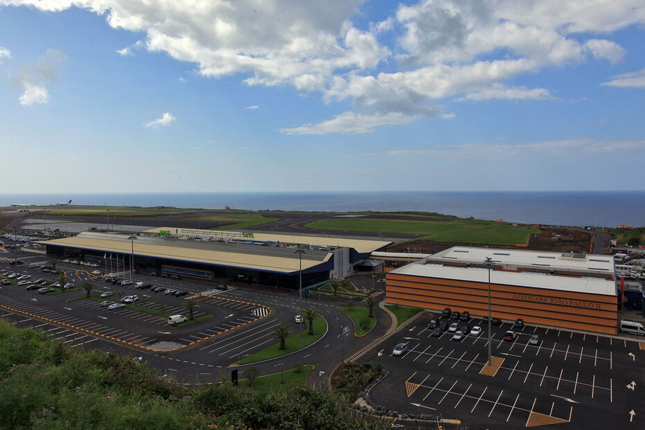 aeroporto João Paulo II, Açores