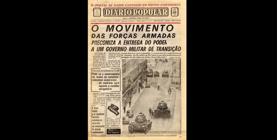 Capa do jornal 'Diário Popular' do dia 25 de Abril de 1974