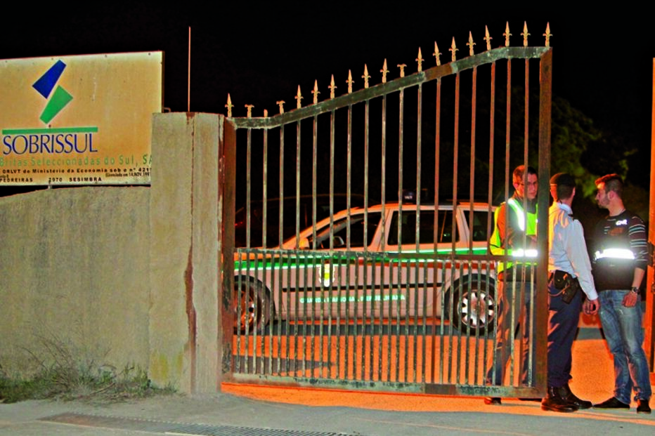 explosão, pedreira, Sesimbra