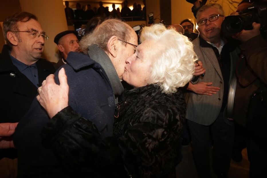 02-04-2015_13_49_02 Manoel de Oliveira com Fernanda Matos na celebração dos 70 anos do filme Aniki Bobo no Fantasporto, a decorrer no Rivoli, no Porto - Luís Vieira.jpg