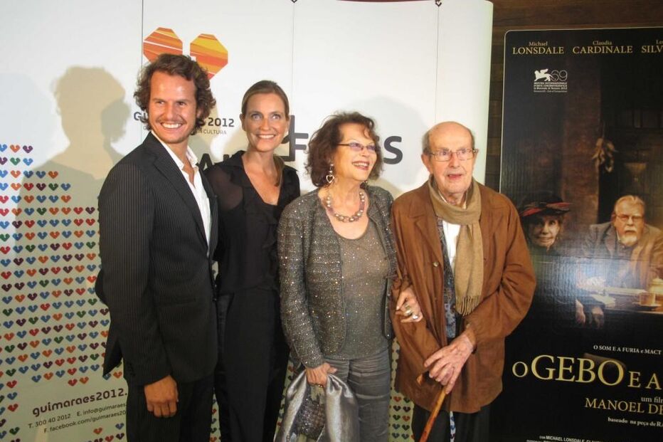 02-04-2015_13_49_14 Realizador português Manoel de Oliveira na antestreia de 'O Gebo e a Sombra', em Guimarães - Secundino Cunha.jpg