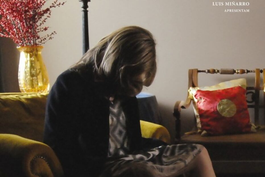 02-04-2015_15_52_24 29 Singularidades de uma Rapariga Loura (2009).jpg