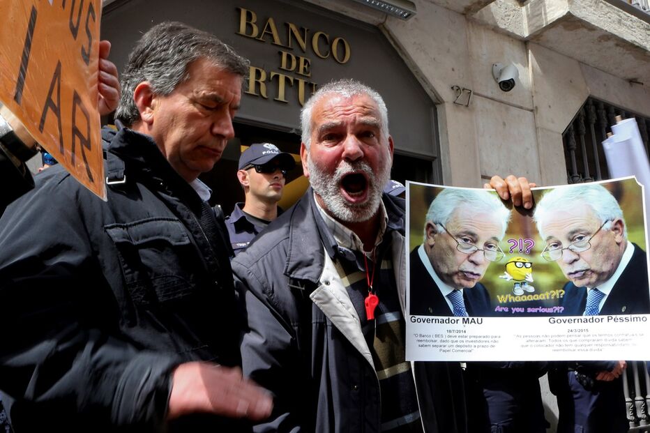 10-04-2015_02_03_15 23 dívida.jpg