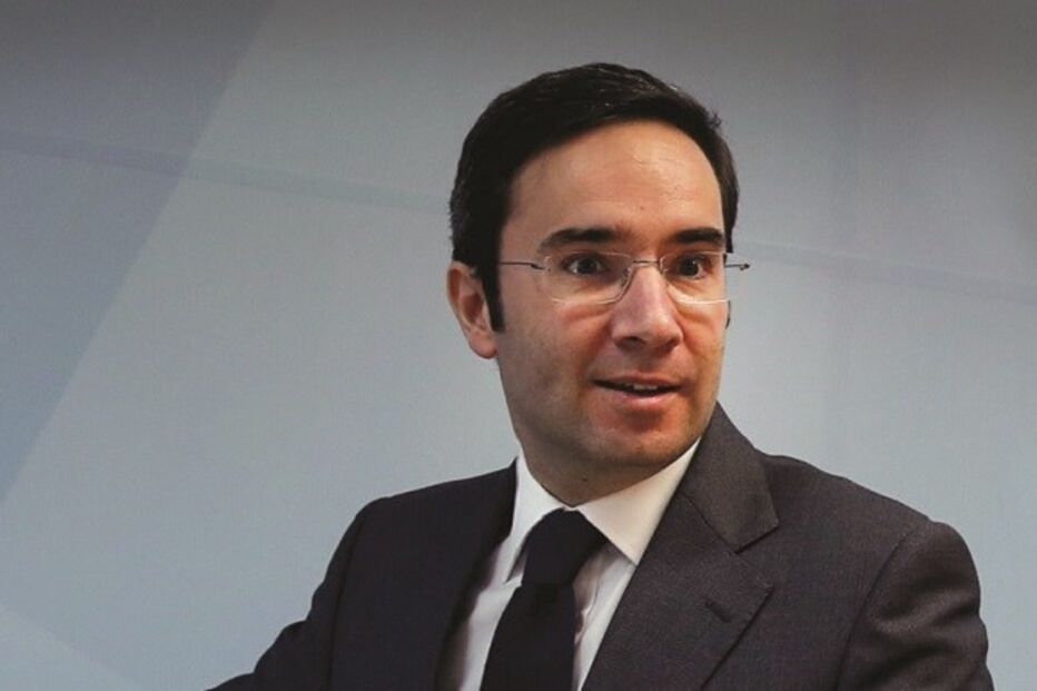 10-04-2015_02_19_04 27 moreira da silva.jpg