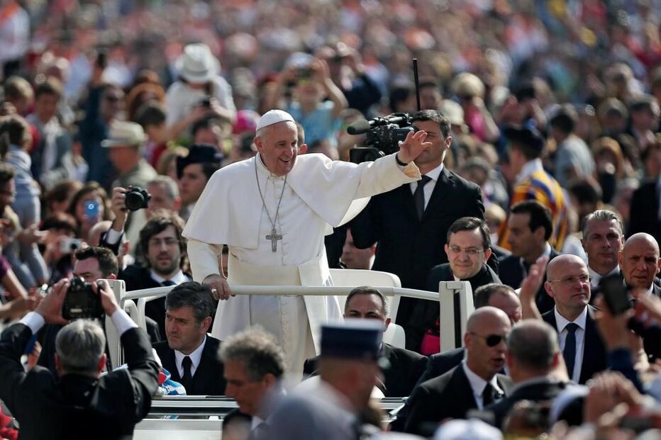Papa Francisco, papamóvel, Vaticano, 