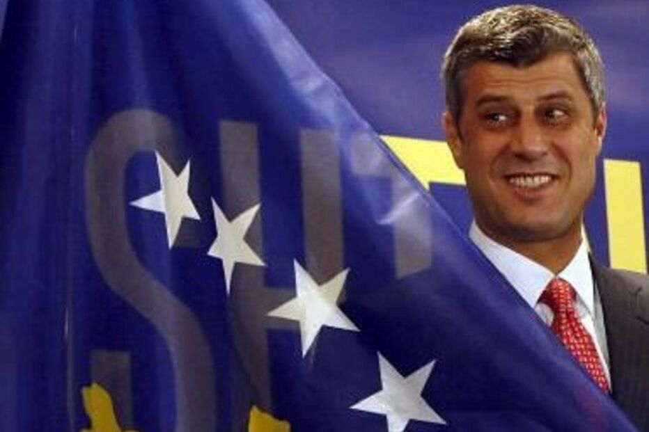 bandeira, Kosovo, Hashim Thaci, primeiro-ministro,  