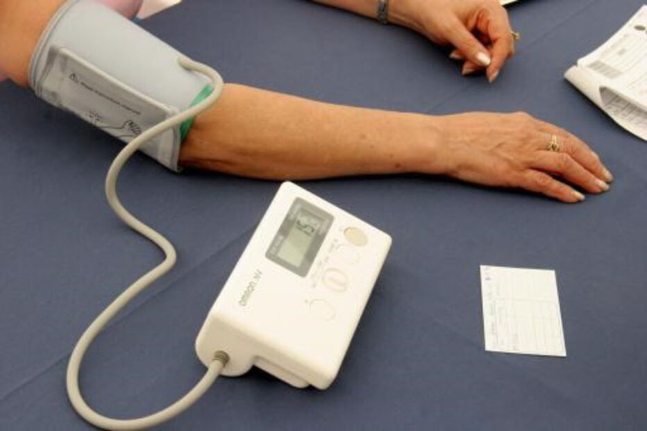 hipertensão, tensão arterial