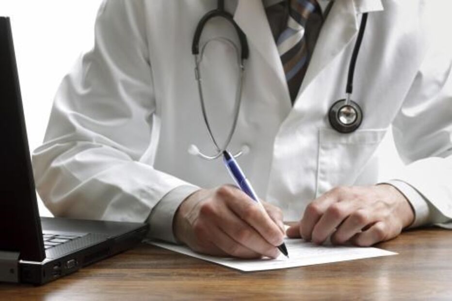 médico