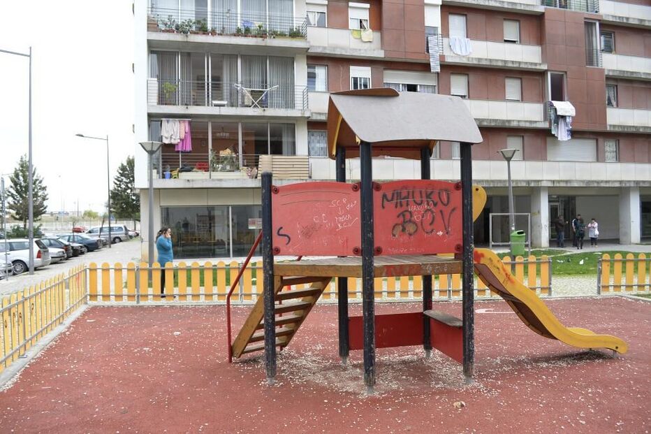 parque infantil, deserto, vazio, Bairro Social, Alta de Lisboa, Centro na Musgueira,