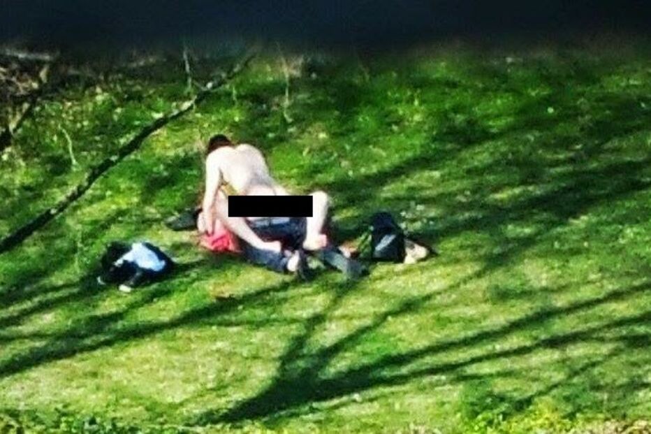 16-04-2015_18_51_07 couple 02.jpg