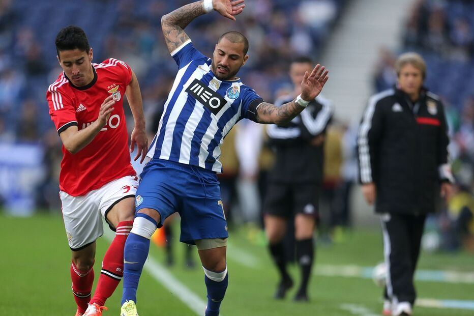 20-04-2015_23_38_23 6-7 benfica porto.jpg