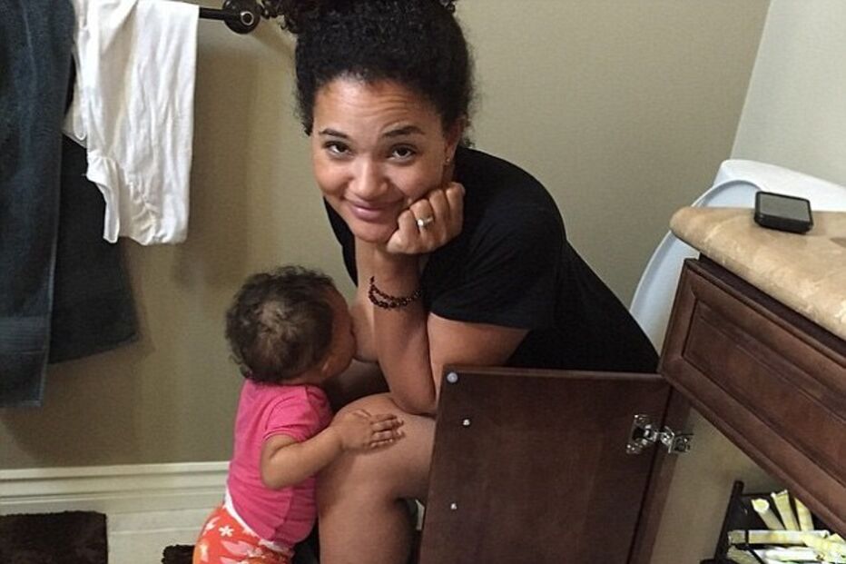 Elisha Wilson Beach, amamentar