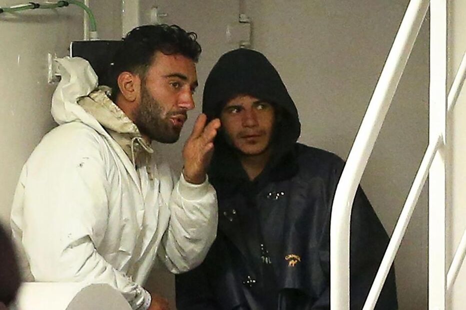 22-04-2015_02_19_20 24-25 navio.jpg