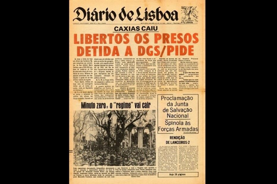 23-04-2015_18_54_30 6 - Capa do jornal Diário de Lisboa do dia 26 de Abril de 1974.JPG