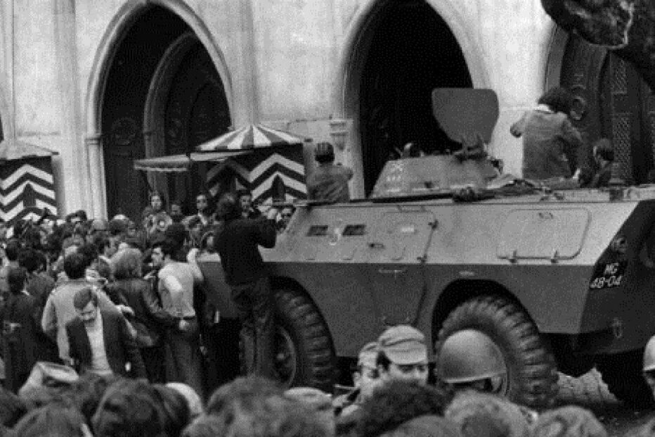 25 de abril, golpe de estado, revolução