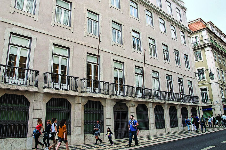 Espião protegia contas de droga 