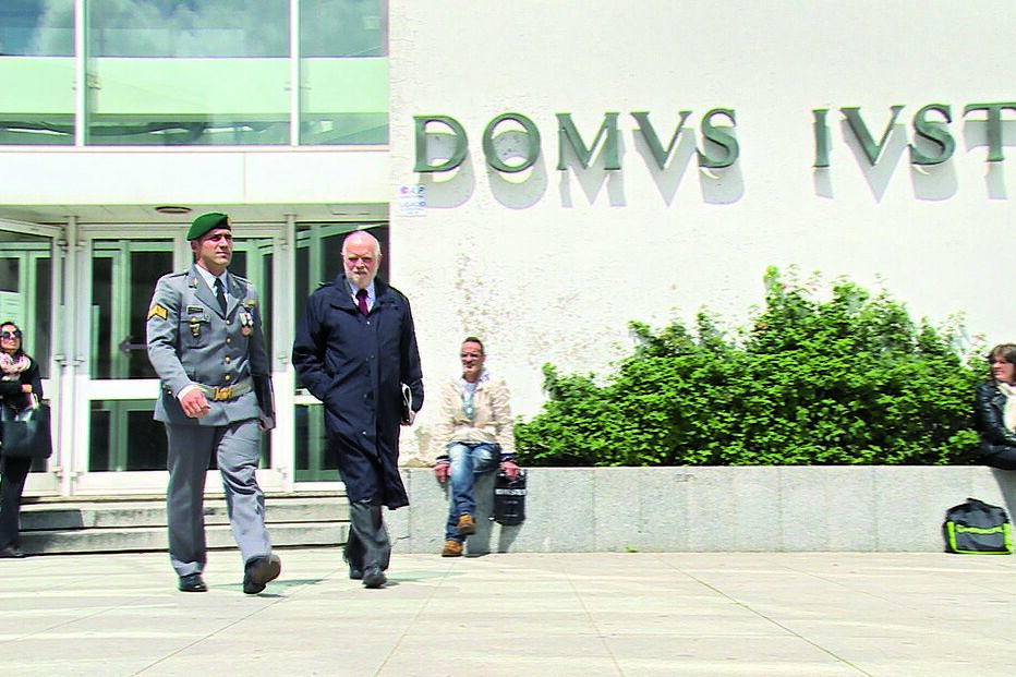 sargento, militares, cabo, exercício,  slide, responsabilidades, arguidos, processo, tribunal, Luís Margalho, Dia da Defesa Nacional, Ana Rita Lucas