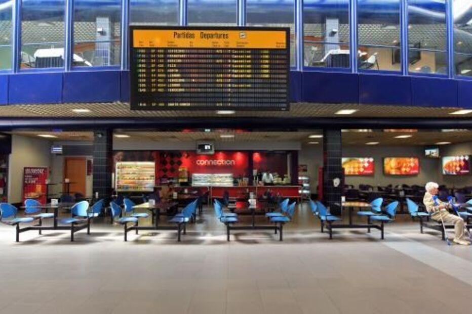 ponta delgada, aeroporto