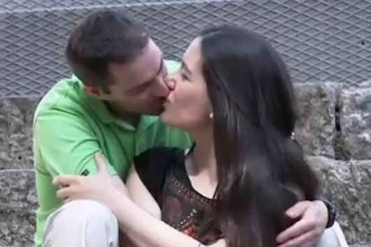 Olha os namorados, escuteiros e casados