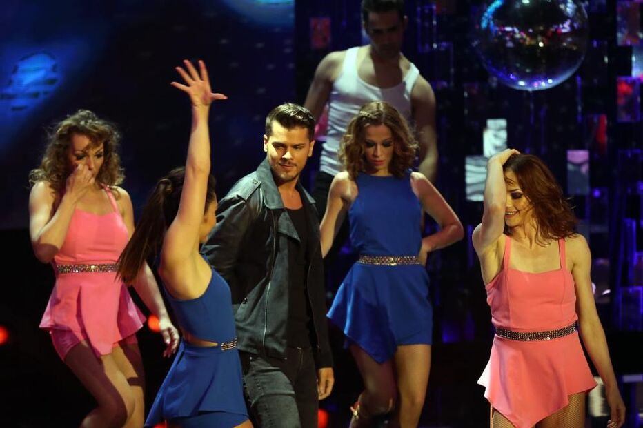 Mickael Carreira, carreira, videoclipe, música, carreira, A Noite Ao Contrário