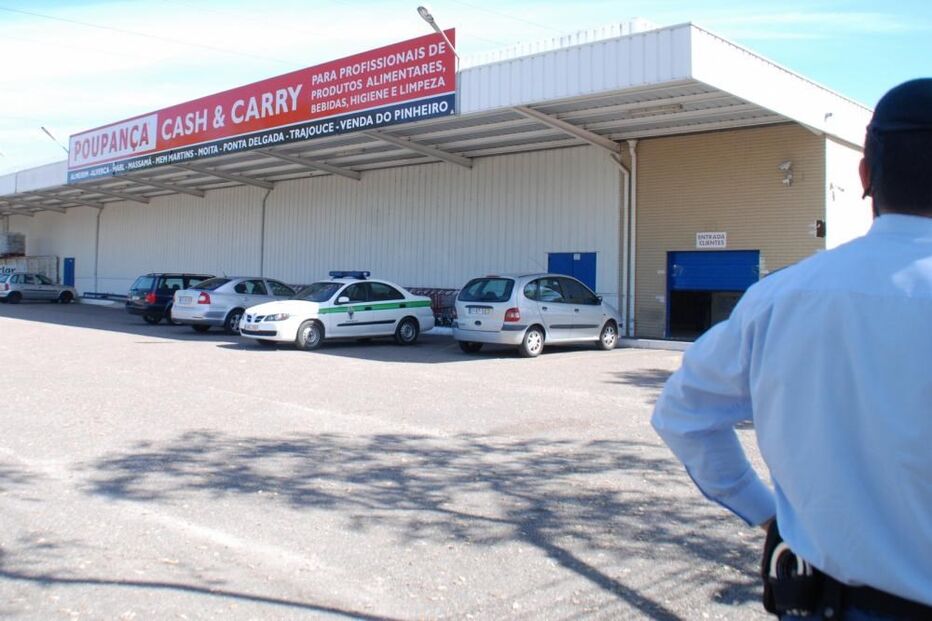 07-05-2015_00_24_16 14 assalto.jpg