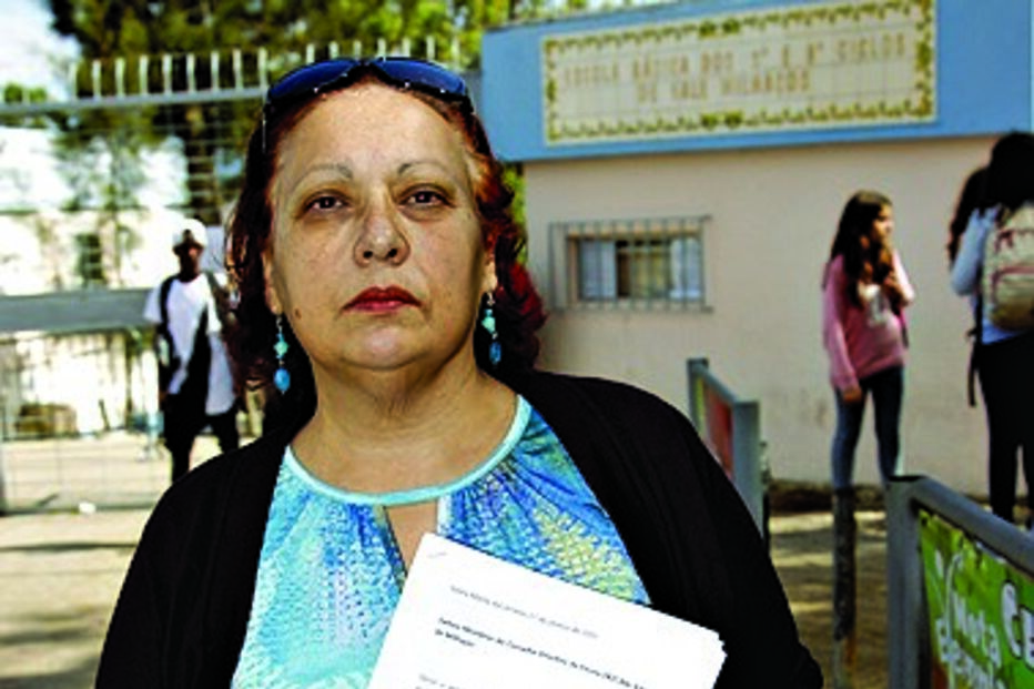 Miúdo de 13 anos aterroriza escola básica 