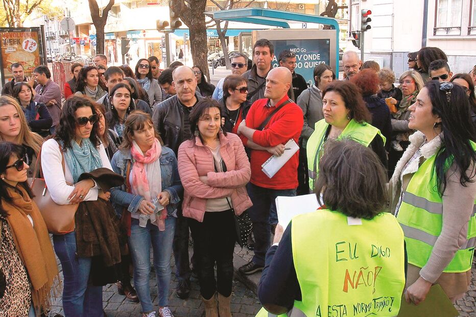 Queixa na Justiça contra vinculação 