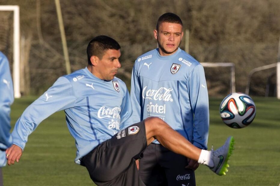 maxi pereira, jonathan rodriguez, uruguai
