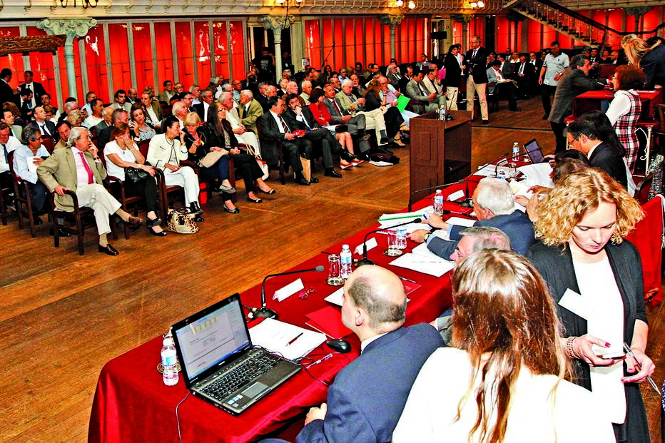 Ânimos exaltados entre advogados 