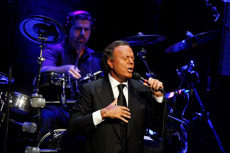 Julio Iglesias