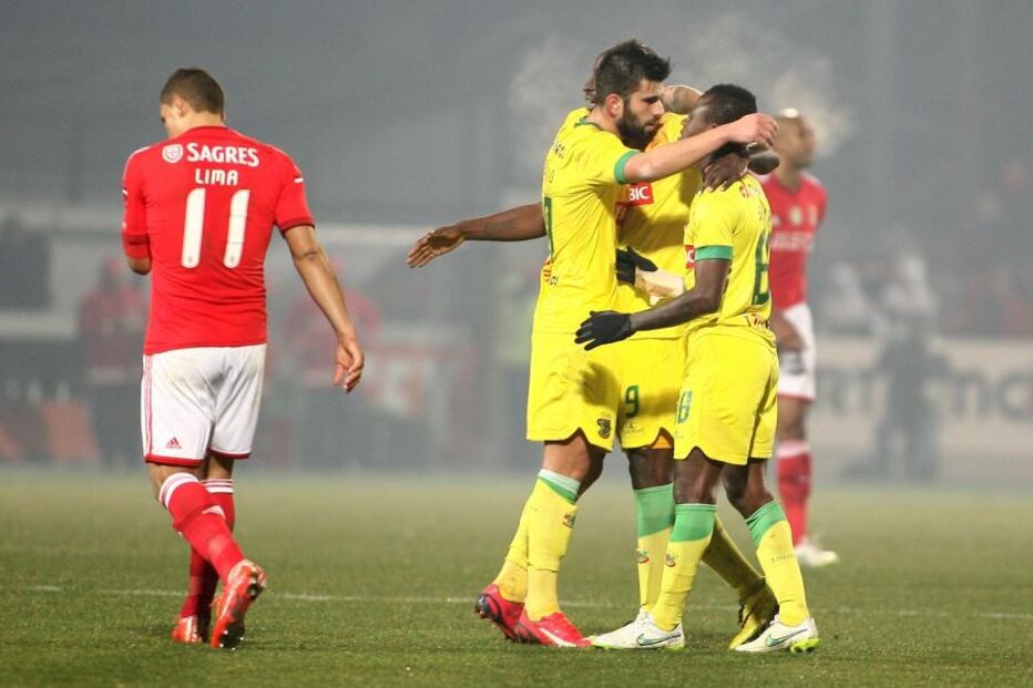 16-05-2015_17_20_43 18.ª Jornada - Paços de Ferreira 1, Benfica 0 - Carlos Gonçalves.JPG
