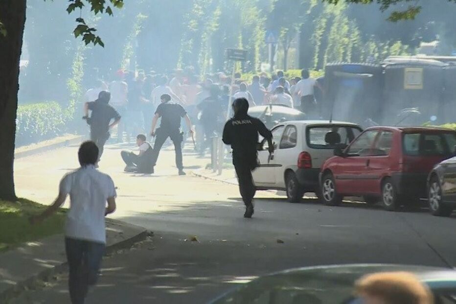 confronto, benfica, adeptos, guimarães, polícia