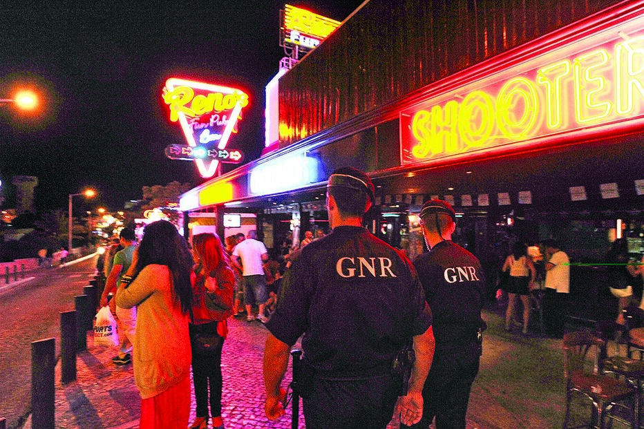 Detido e libertado volta a assaltar 