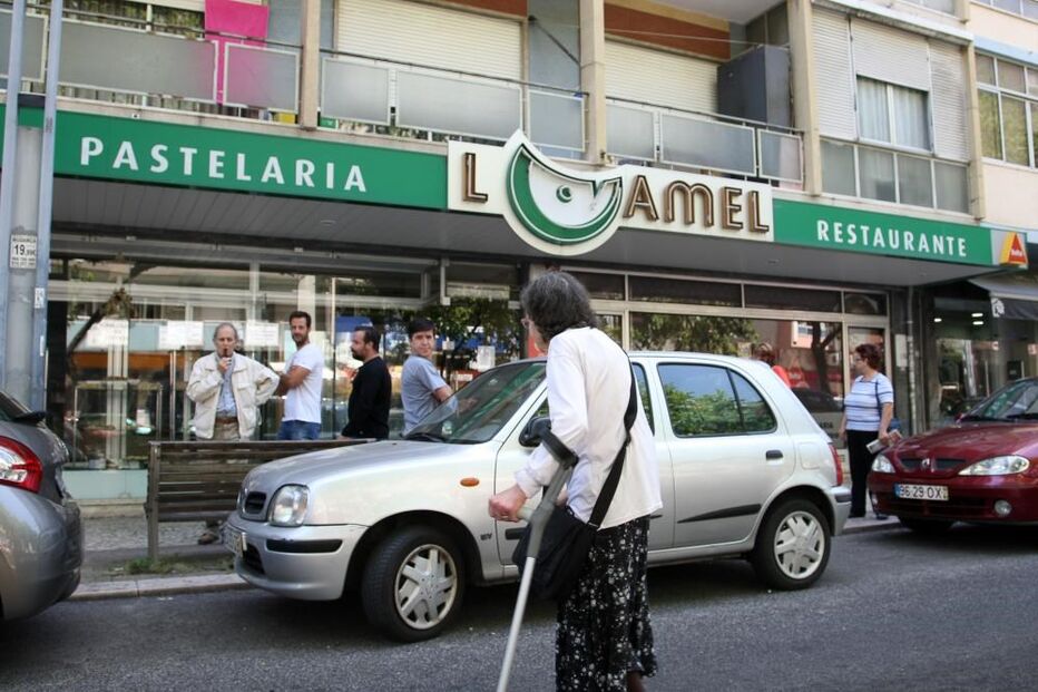  pastelaria Lua de Mel, em Benfica, crime