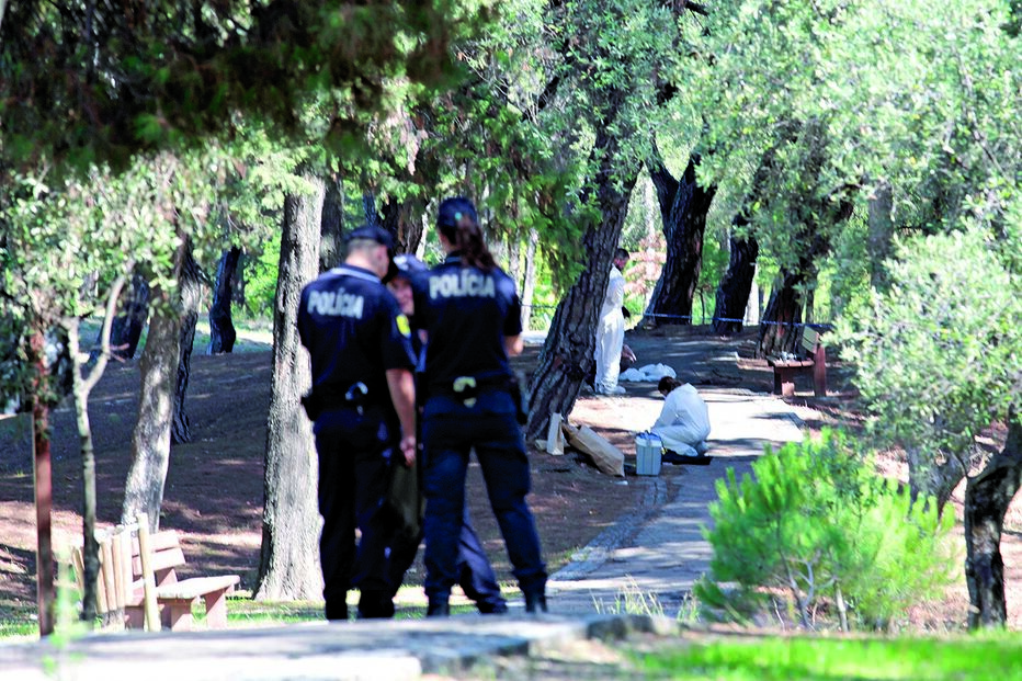 Agridem e chicoteiam sem-abrigo até morrer 