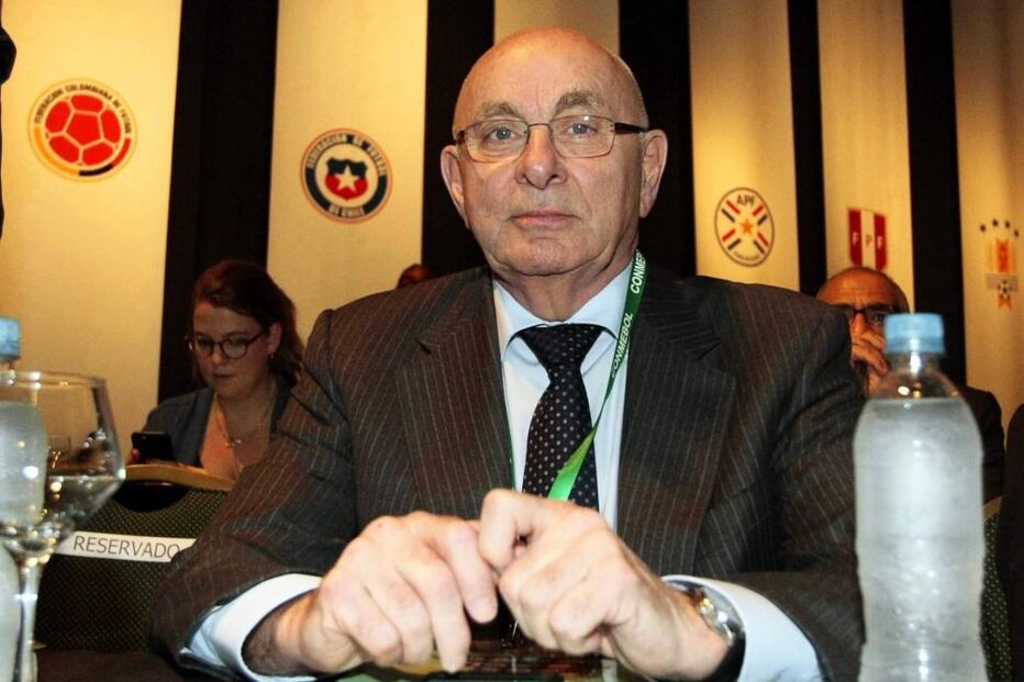 Michael van Praag, futebol