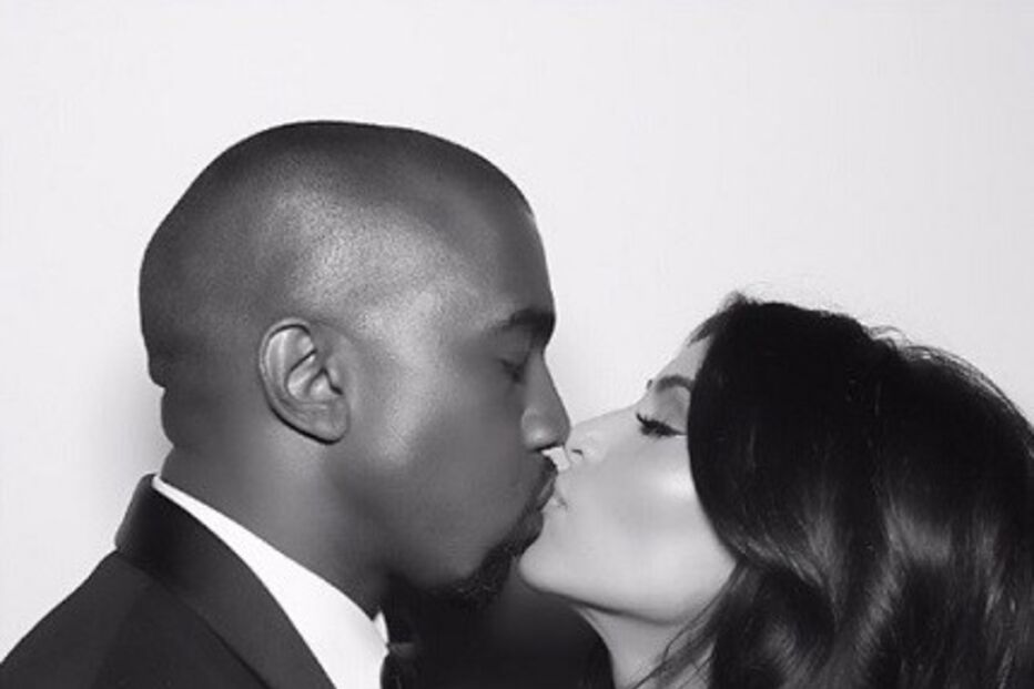 25-05-2015_12_09_43 booth2.jpg