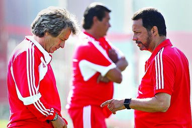 Proposta milionária para ex-motivador do Benfica 