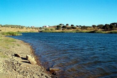 Barragem alentejana do Monte da Rocha já iniciou descarga para o rio Sado