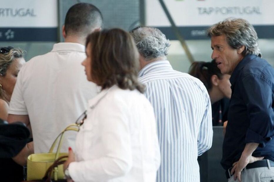 jorge jesus, sporting, férias, aeroporto